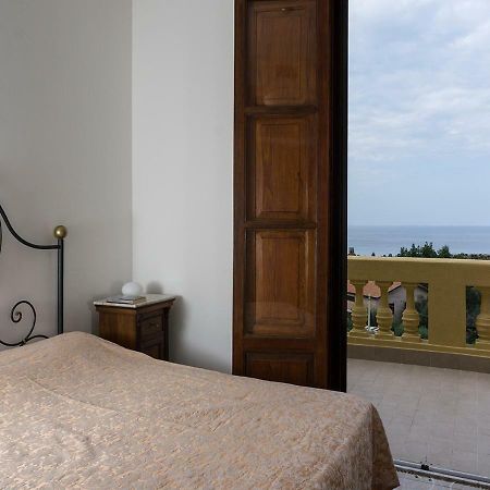 Villa Santa Lucia 체팔루 외부 사진